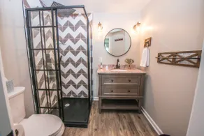 KING BED! Brand New! Fabulous & Fresh Farmhouse! - Image 3