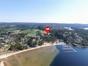 Vacation home right by the beach with lots of children's equipment! - Image 3