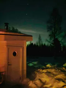 Cottage with fireplace and wood-fired sauna next to the sea - Image 4