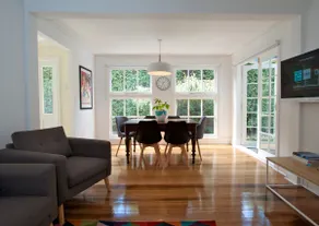 Strahan House - Image 2