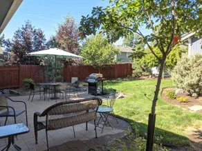 Updated 2BR - Blocks from Downtown! - Image 4