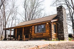 Cozy Log Cabin with Modern Style - Image 3