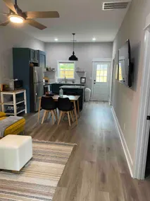 Little Luxury in Jeffersonville - Image 5