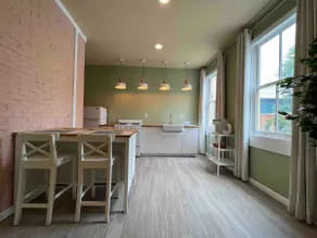Deutschtown Carriage House - Image 3