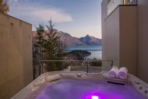 Villa De Luxe, a Relax it's Done luxury holiday home - Image 3