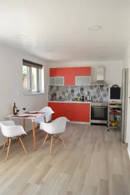 Antony Home - Image 5