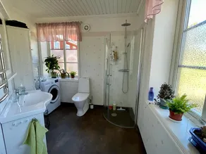 Newly renovated house in rural location - Image 4