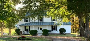 Couples retreat, family getaway, spacious, private - Image 2