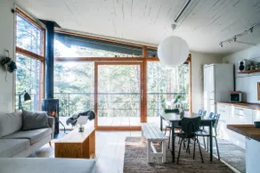 Scenic cabin close to the lake - Image 2