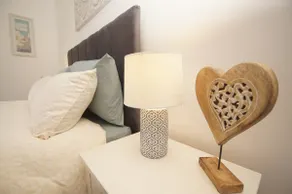 Ideally Located Fab Birkdale Southport Apartment - Image 5