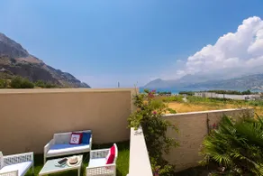 Michaela Beach House, Walk to Beach Shops & Dining, By ThinkVilla - Image 5