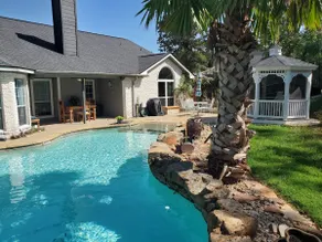 Quiet Country Retreat w/Fire-pit and Pool - Image 3