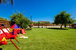 Residence Aestas! Piscina privata, vasca idromassaggio all'aperto, ping pong e vista sul mare! - Image 4