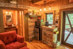 The Fishing Creek Cabin at Four Fillies Lodge w/ Hot Tub - Image 4