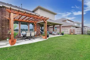 Elegant spacious home with water view. Prime location- Richmond, Katy, Houston, Rosenberg. - Image 4