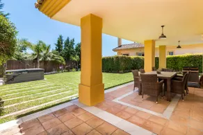 FAIRWAY VILLA SAN ROQUE - Image 3