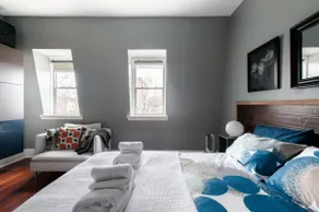 Cozy 2 Bdrm Private apartment in Riverside, TO. - Image 3