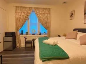 South Philadelphia Cozy Suite 5 (5 minutes from Wells Fargo) Easy access to any attraction in the city, welcome home! - Image 4