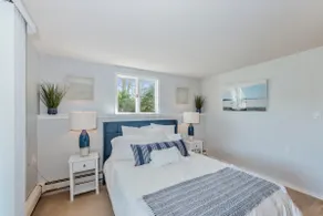 Sun Drenched Waterfront Cape Cod Escape! - Image 4