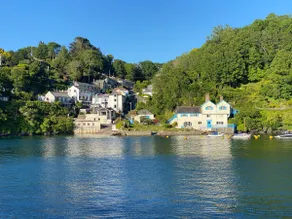 Contemporary Waterfront holiday home in Fowey - Image 4
