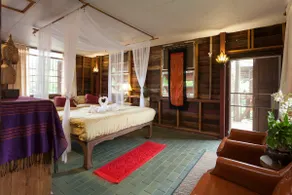 Baan Sri Dha - Charming Wooden Home in Town - Image 2