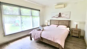 Rosebud Sea Central Holiday Home - Image 5