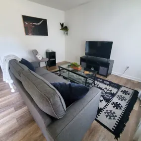 Serene 2 Bedroom Ranch Tucked Away In The Country - Image 3
