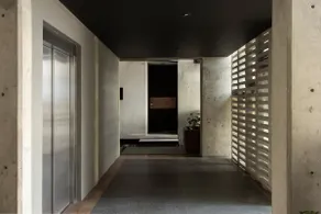 Apartment with balcony in the best location - Image 4