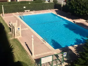 Apartment on Gandia beach with a swimming pool and parking - Image 2