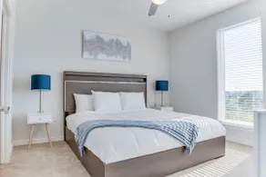 Sunset Retreat | 1BR | 1.5BA | Pool | Gym | Garage - Image 4