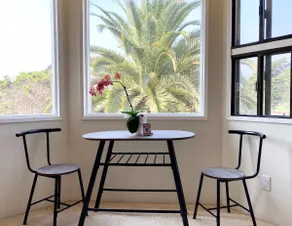 Modern & Cozy Gem ~ Walk to the Beach ~ Queen Beds - Image 5