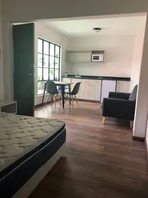 Bonito Loft with garden - Image 3