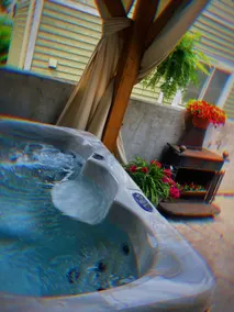 Marks Cozy cottage 2 BR Hot tub great for a couple - Image 4