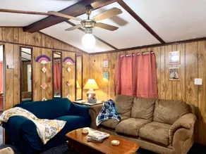 Gene's Retreat, charming lakeside 3 bed 2 bath peaceful home near Ft Gibson Lake - Image 4