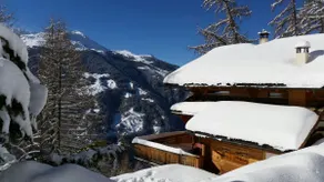 Chalet in an authentic Swiss village - Image 4