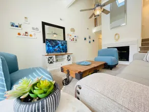 Cheerful Retreat - Image 4