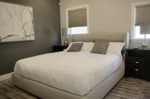 Remodeled 2 Bdrm 1bath Bungalow All The Amenities In Long Beach Belmont Hts - Image 4