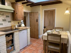 Rock View Cottage, 2 bedrooms near Alton Towers - Image 5