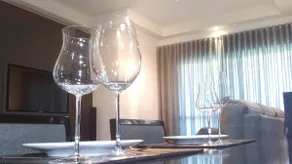 Daily, Monthly or Annual / 1 suite + 1 bedroom + 1 living room + kitchen - Image 2