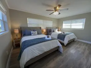 GolfFront 4 Bed/3Bath Renovated Pool Home Sleeps14 - Image 4