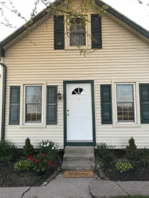 Private Cottage on Horse Farm with covered porch - Image 3