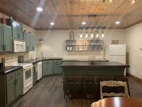 The Crib, Corning KS - Master Suite - Image 5