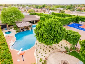 Urban-Oasis with Resort Style Pool - Image 3