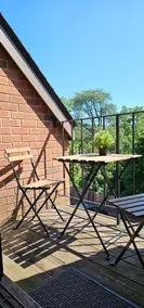 2 Bedroom Apartment near Blue Back Square - Image 5