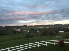 Great for Friends & Families, Breathtaking View, Nature Trails, Farm Animals - Image 4