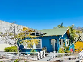 Best location Craftsman Home!3 parkings,walkable! - Image 2