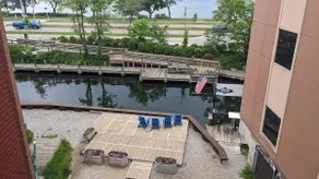 Downtown w/Hot tub, on Front St w/ Bay view! 3 - Image 2
