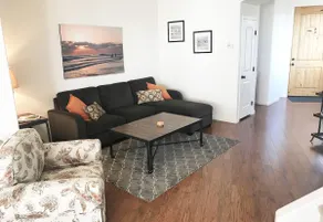 Pano Ocean Views ★ Walk To Beach, Shops, Dining - Image 3