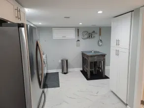 Modern Style and Spacious Living - Image 2