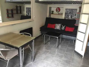 Beautiful studio with courtyard, parking and optional spa - Image 2